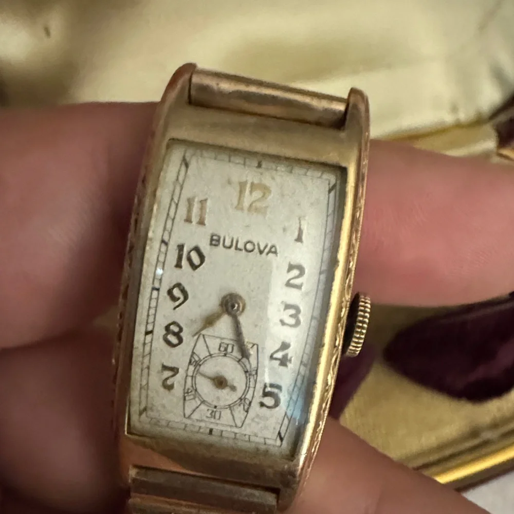 Bulova vintage Gold Watch gold filled
